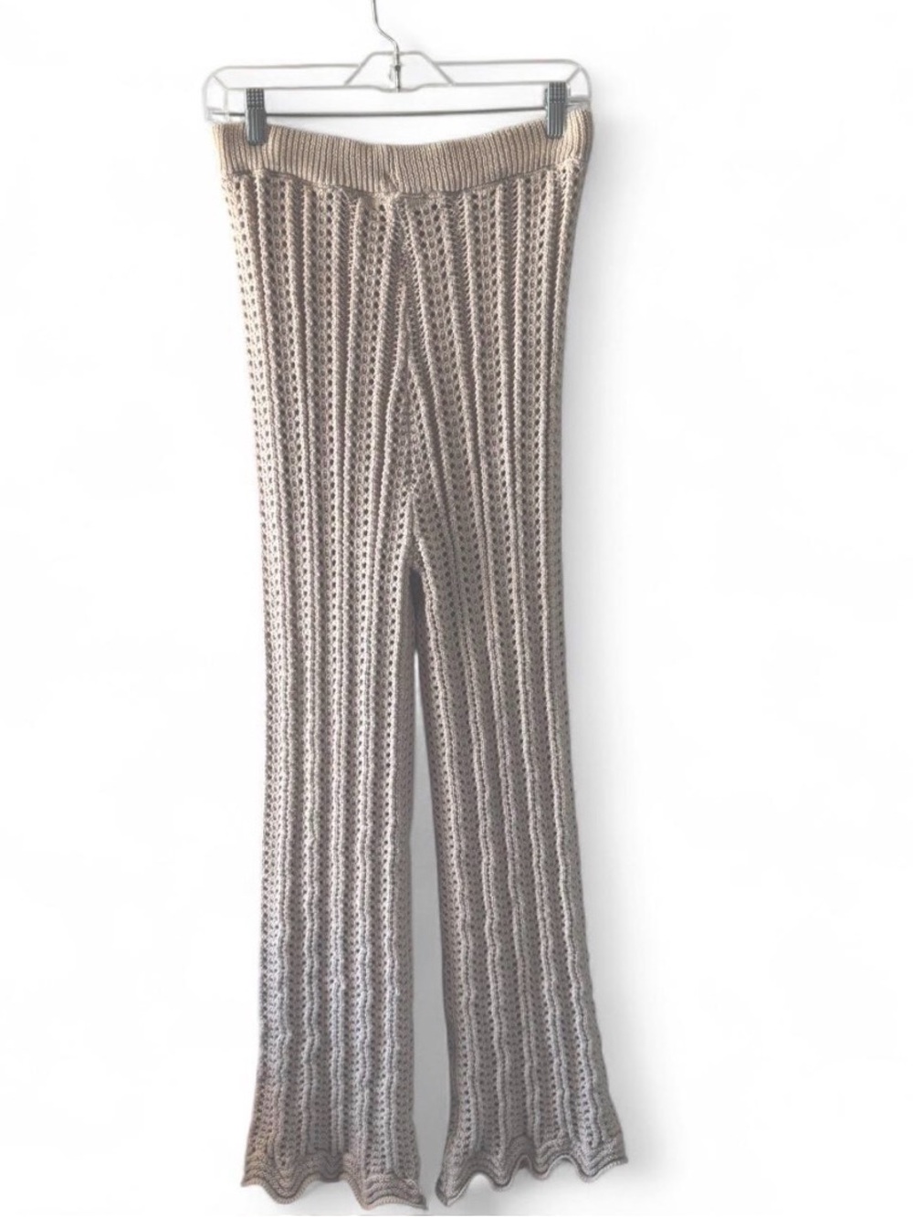 Revolve Solitaire Crochet High-Waist Flare Pants in cream/blush - Size M